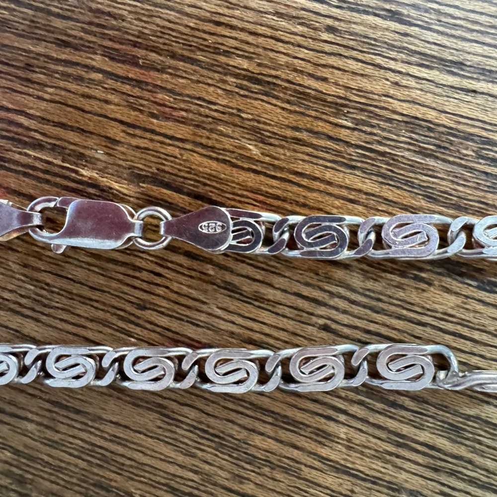 Elegant Silver Chain Bracelet